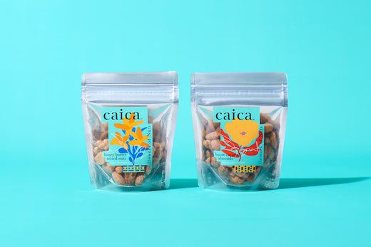 【caica】新登場／ひと粒で満足！食感豊かな大粒ナッツ菓子 新ラインナップ “そのままナッツ” が登場！2種の濃厚フレーバー「ハニーバター」&「焦がしキャラメル」2024年12月2日（月）より販売開始
