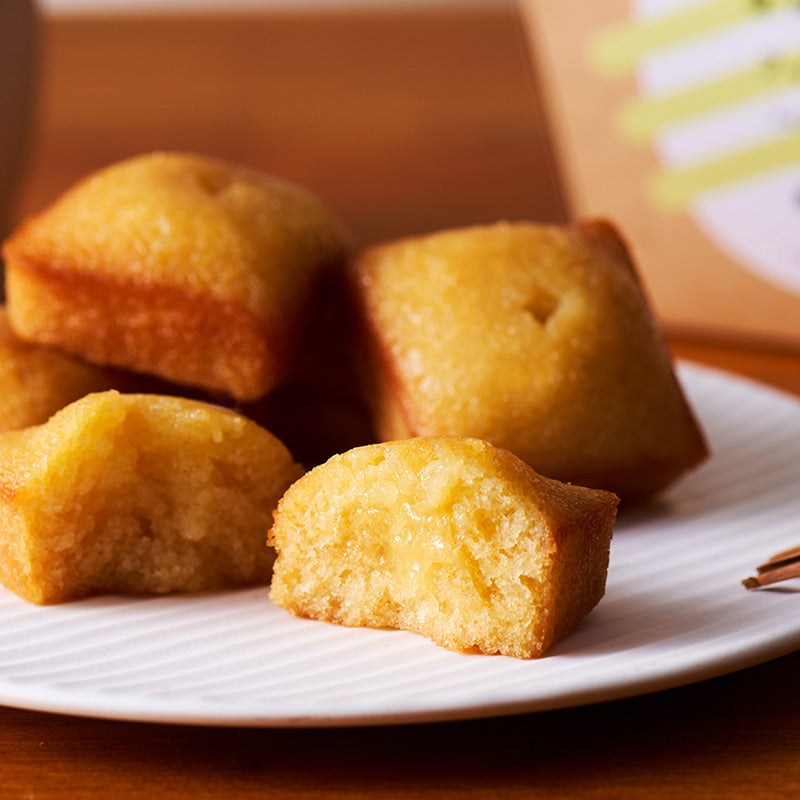 【CAKE.TOKYO】檜原村産 生はちみつのフィナンシェ　5個入